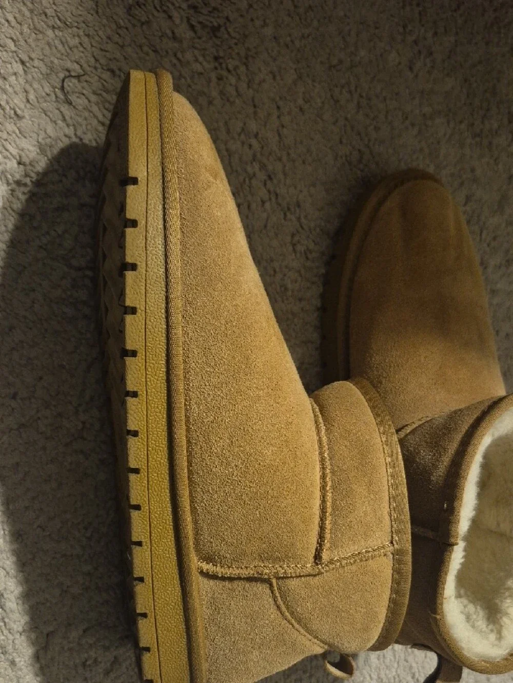 Classic Short Winter Shearling Boots - Chestnut - Womens 10.5